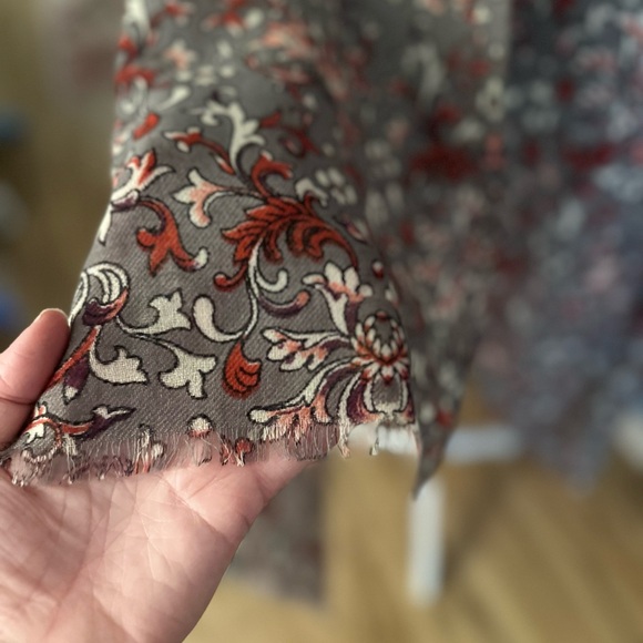 Floral Gray and Red Women's Scarf - Picture 4 of 5